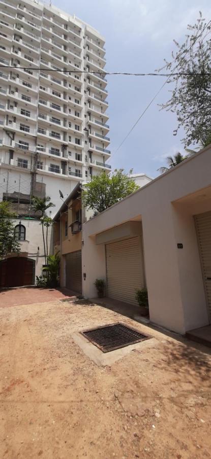 Elegance Oasis, Colombo 3酒店 外观 照片