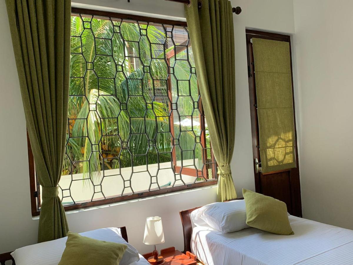 Elegance Oasis, Colombo 3酒店 外观 照片